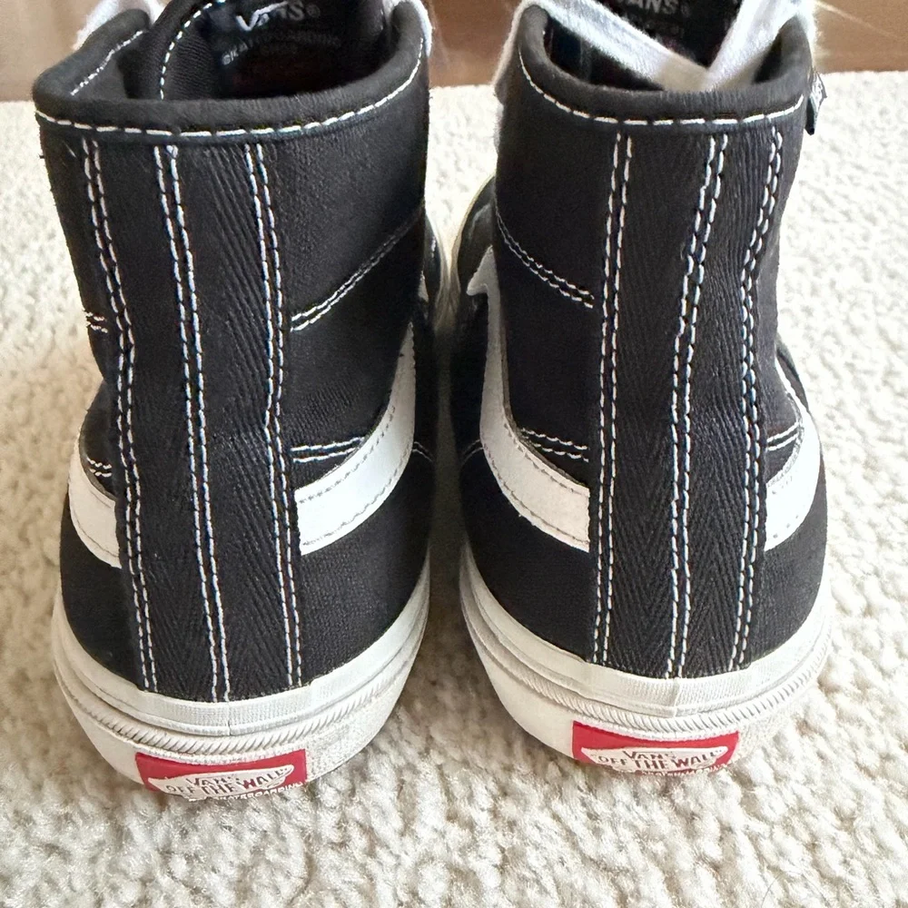 Vans Black and White x Gilbert crockett - Picture 4 of 7